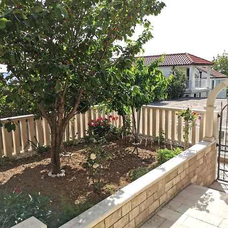 Villa Ruza 30M From The Beach Baška Voda المظهر الخارجي الصورة