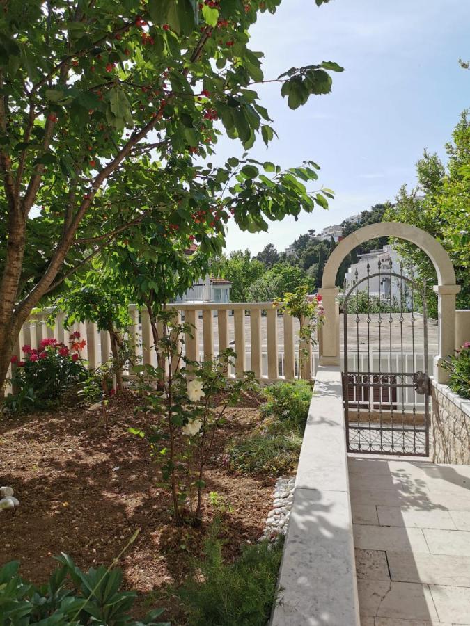 Villa Ruza 30M From The Beach Baška Voda المظهر الخارجي الصورة