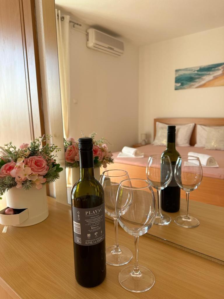 Villa Ruza 30M From The Beach Baška Voda الغرفة الصورة