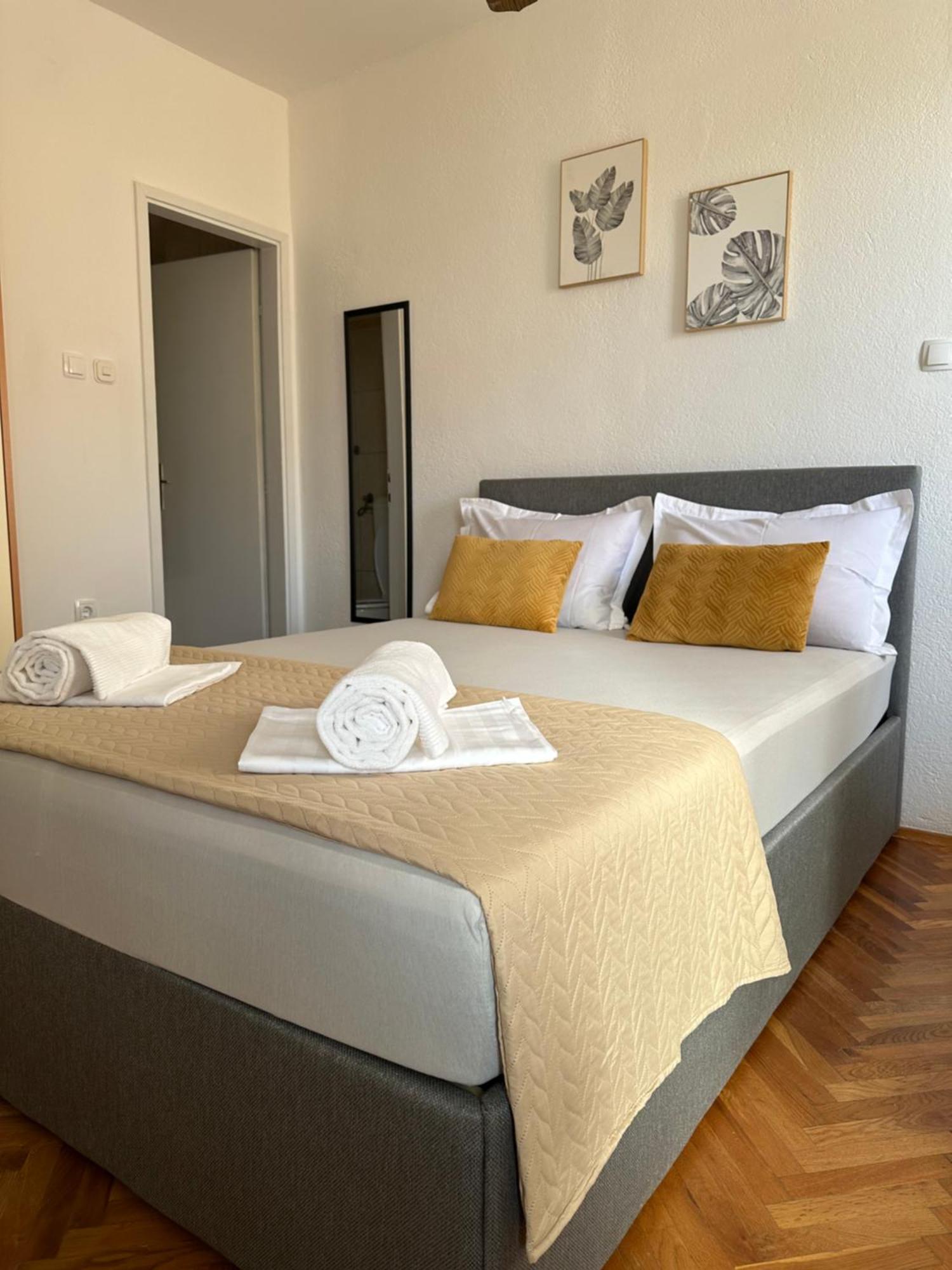 Villa Ruza 30M From The Beach Baška Voda الغرفة الصورة