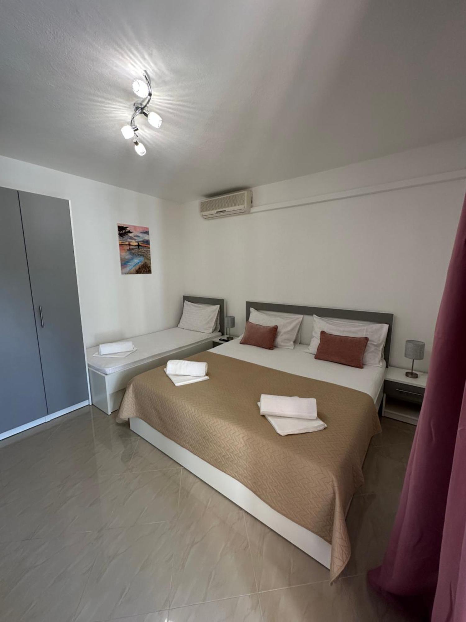 Villa Ruza 30M From The Beach Baška Voda الغرفة الصورة
